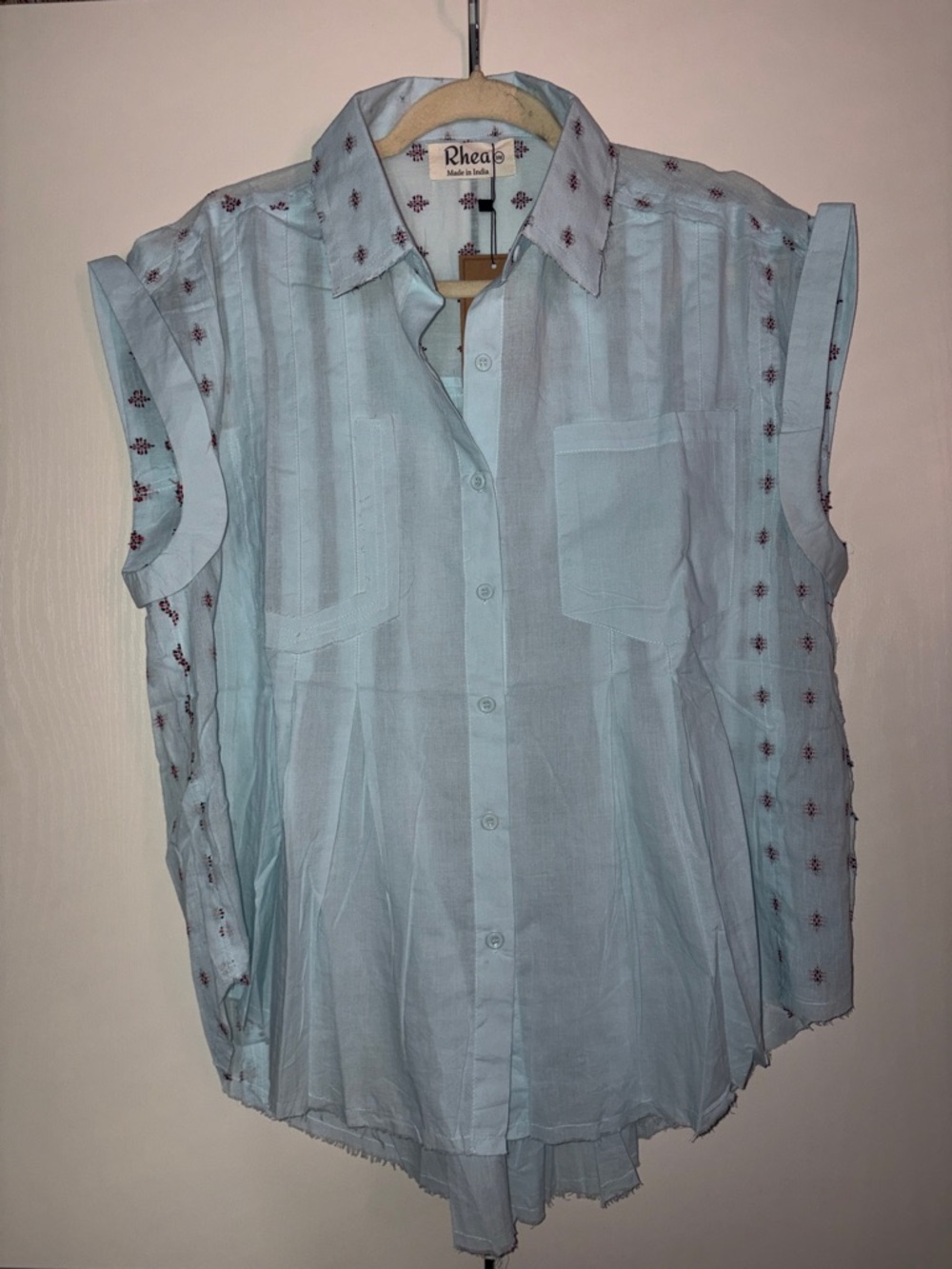 ’s Light Blue Sleeveless Button-Up Shirt